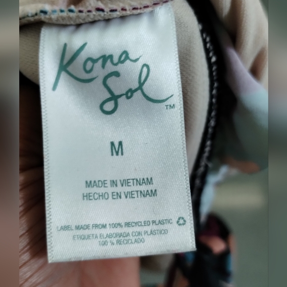 Kona Sol Bikini Top floral Flower with Ruffles swim wear bathing suit Size M - Picture 6 of 14